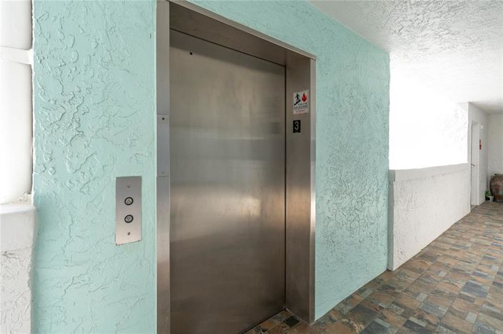 Image No.27-2 Bed Property for sale