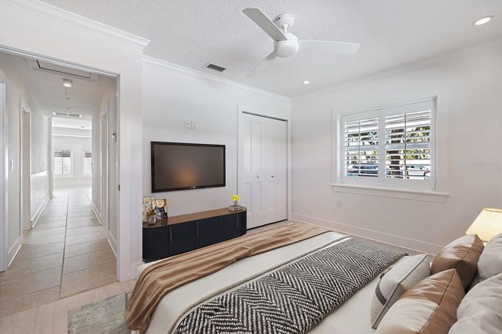 Image No.24-3 Bed Property for sale