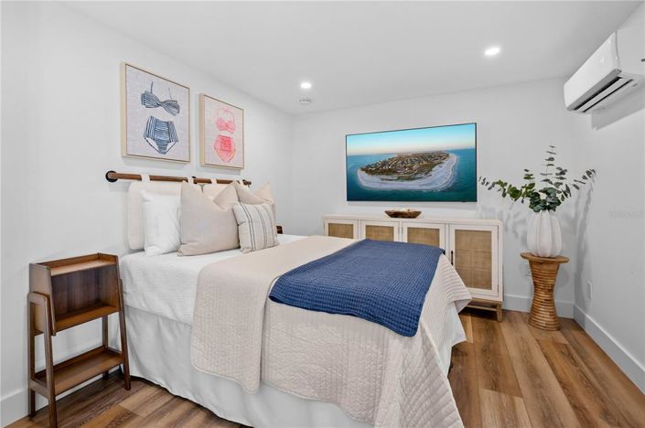 Image No.29-3 Bed Property for sale