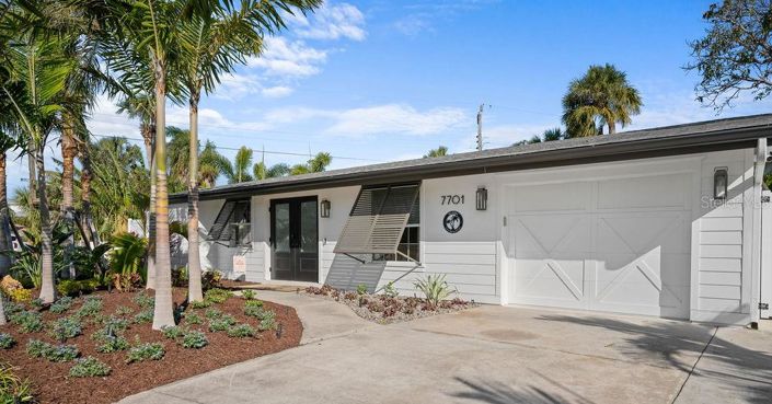 Image No.40-3 Bed Property for sale