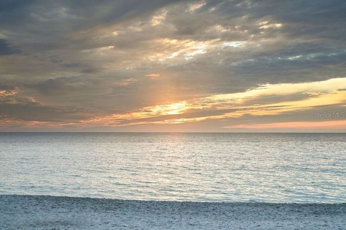 Image No.50-3 Bed Property for sale