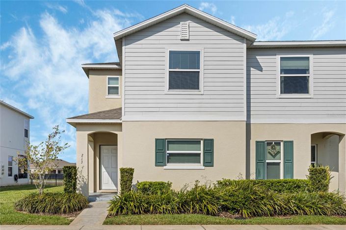 Image No.1-3 Bed Townhouse for sale
