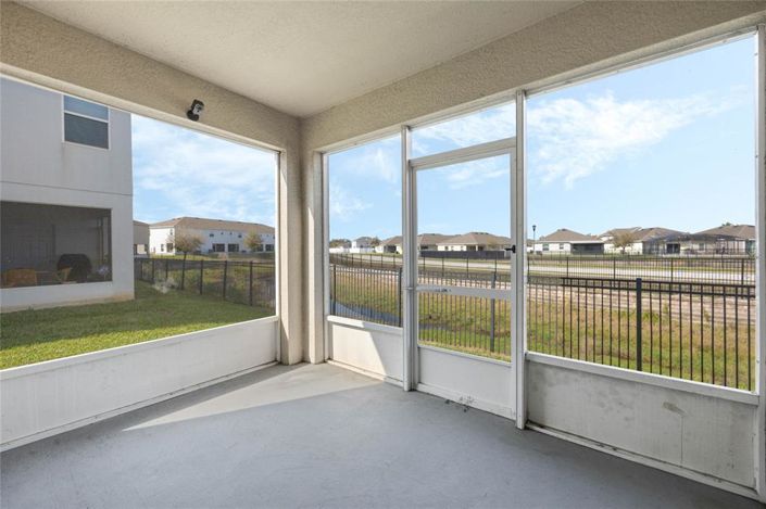 Image No.32-3 Bed Townhouse for sale