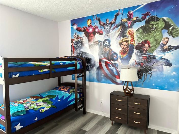 Image No.10-5 Bed Property for sale