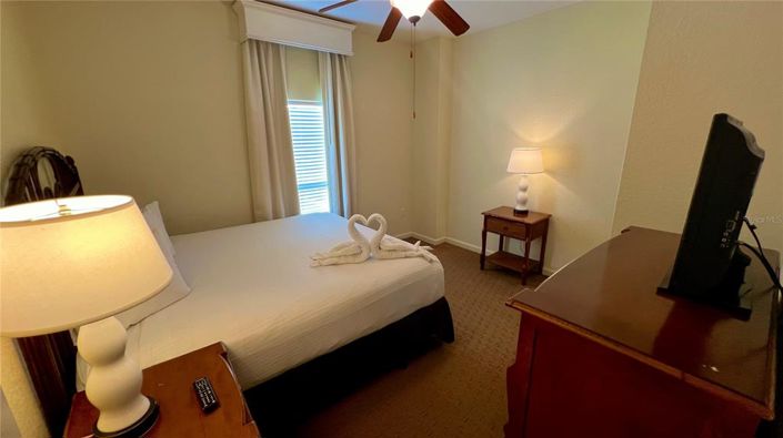 Image No.17-3 Bed Property for sale