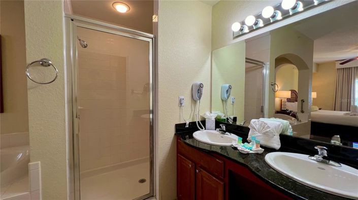 Image No.8-3 Bed Property for sale