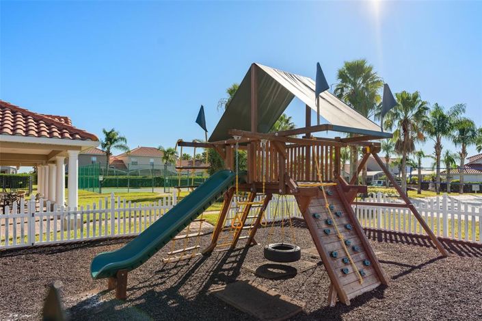 Image No.41-3 Bed Townhouse for sale