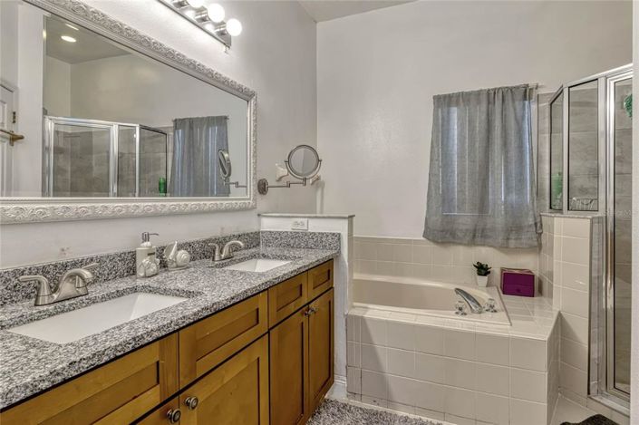 Image No.19-3 Bed Property for sale