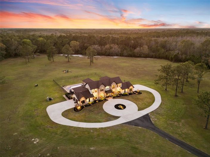 Image No.47-Propriété de 5 chambres à vendre à Clermont