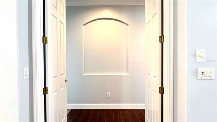 Image No.45-6 Bed Property for sale