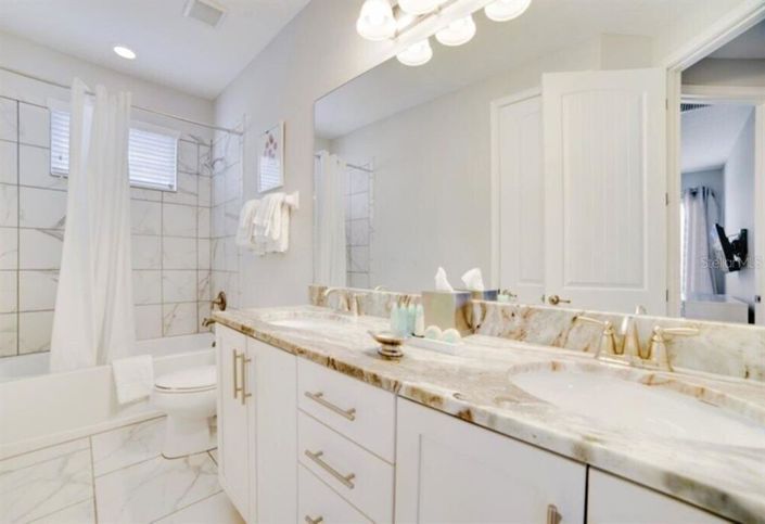 Image No.11-Propriété de 5 chambres à vendre à Kissimmee