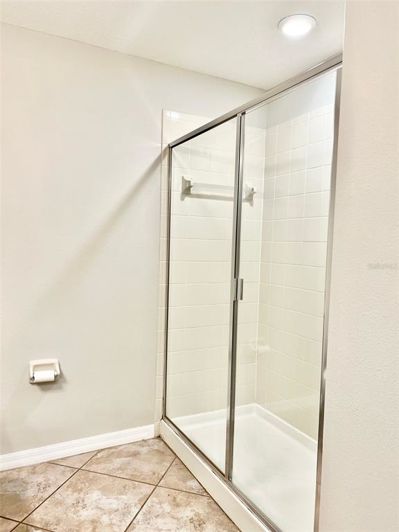 Image No.30-2 Bed Property for sale