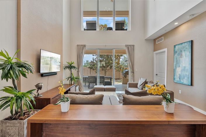 Image No.11-4 Bed Townhouse for sale