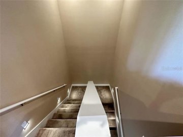 3854745b
