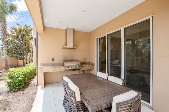 Image No.21-4 Bed Townhouse for sale