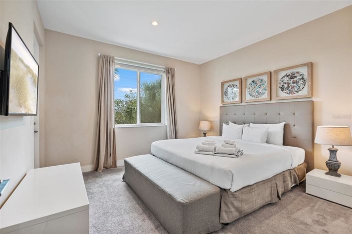 Image No.22-4 Bed Townhouse for sale