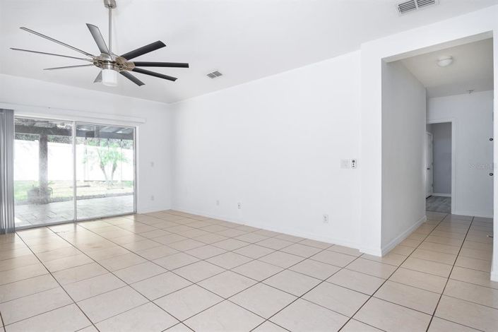 Image No.21-Propriété de 5 chambres à vendre à Davenport