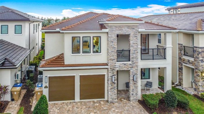 Image No.11-6 Bed Property for sale