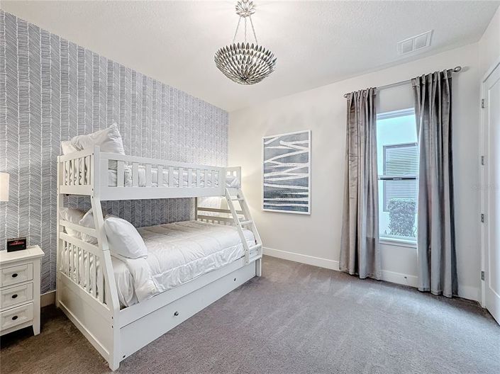 Image No.61-6 Bed Property for sale