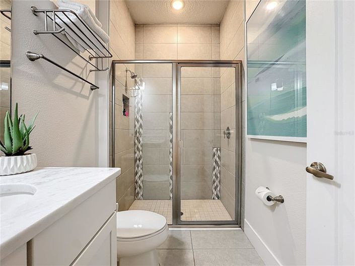 Image No.63-6 Bed Property for sale