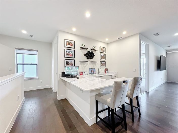 Image No.65-6 Bed Property for sale