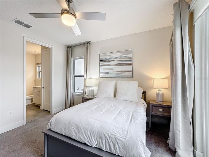 Image No.75-6 Bed Property for sale