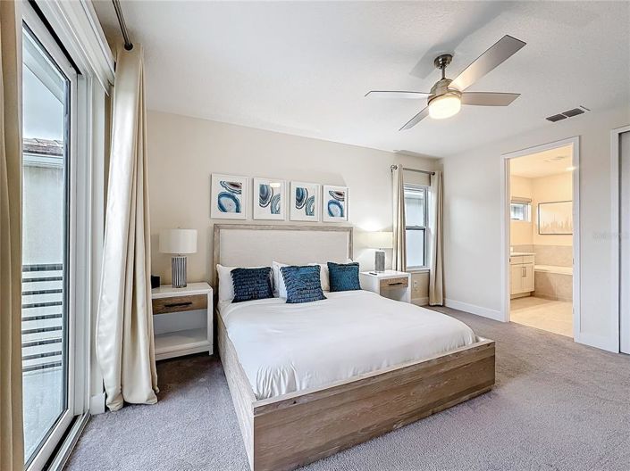 Image No.92-6 Bed Property for sale