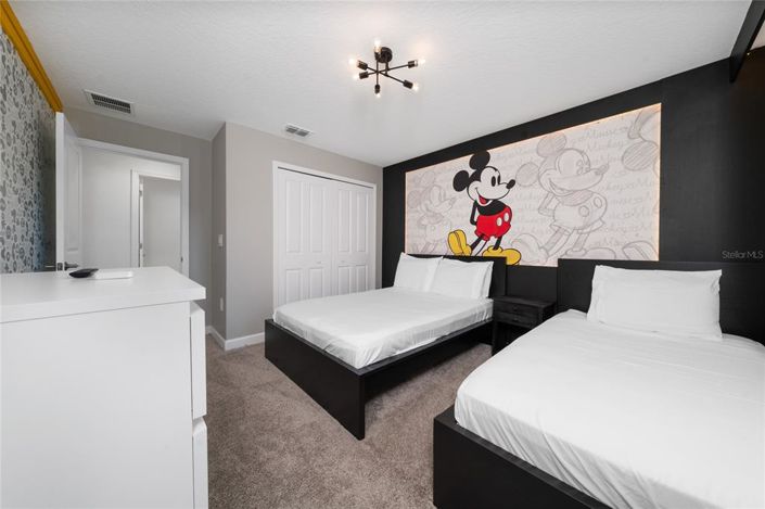 Image No.19-4 Bed Townhouse for sale