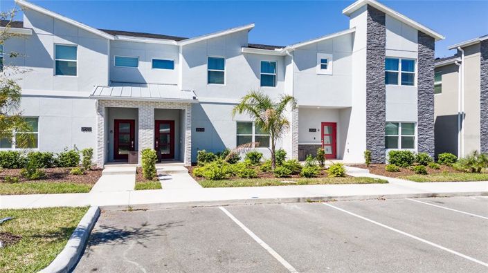 Image No.2-4 Bed Townhouse for sale