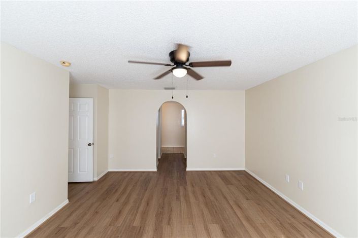 Image No.19-Propriété de 4 chambres à vendre à Kissimmee