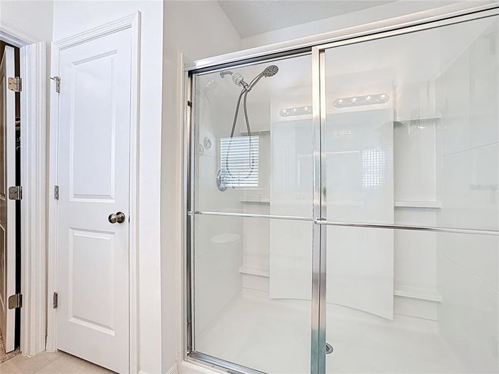 Image No.31-3 Bed Property for sale