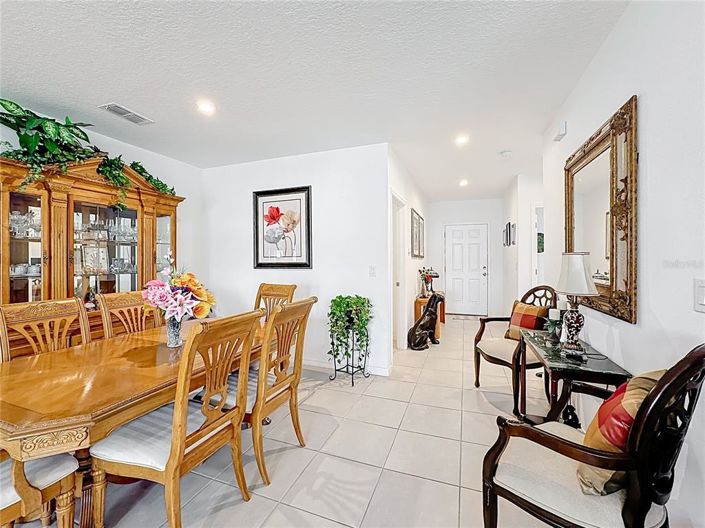 Image No.5-3 Bed Property for sale