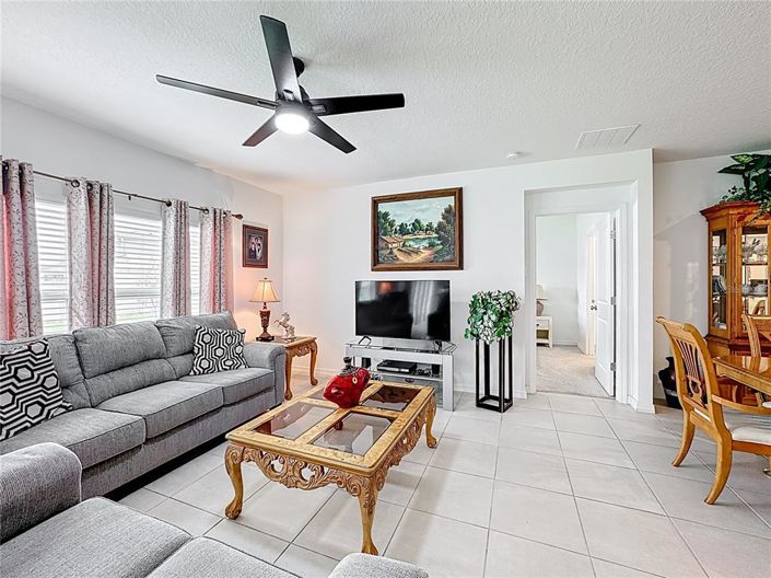 Image No.9-3 Bed Property for sale