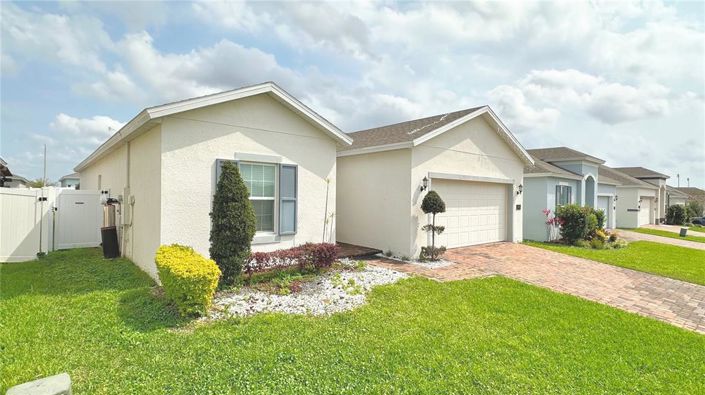 Image No.1-4 Bed Property for sale