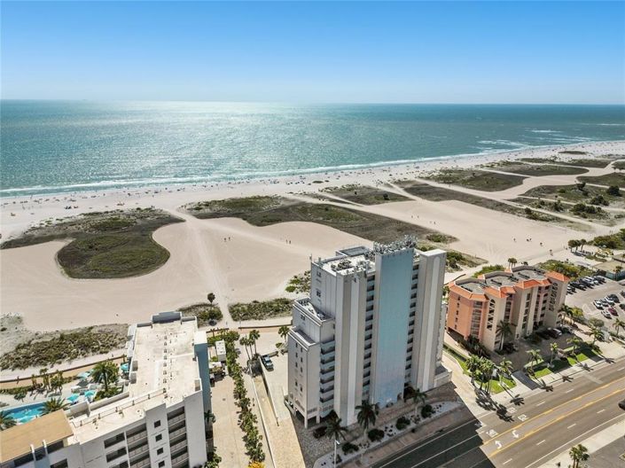 Image No.1-Propriété de 2 chambres à vendre à Treasure Island