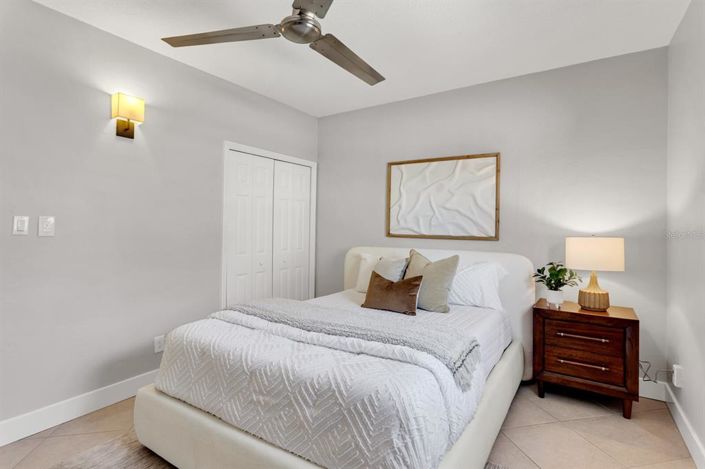 Image No.15-4 Bed Property for sale