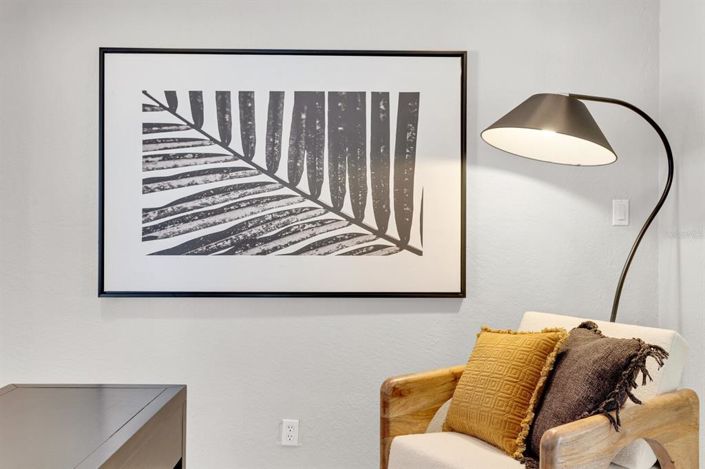 Image No.20-4 Bed Property for sale