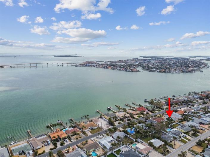 Image No.28-4 Bed Property for sale