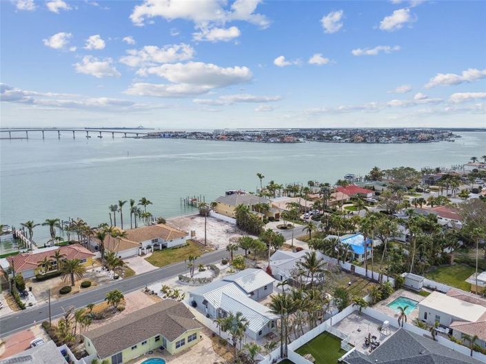 Image No.29-4 Bed Property for sale