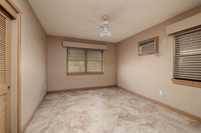 Image No.25-Propriété de 4 chambres à vendre à Floride