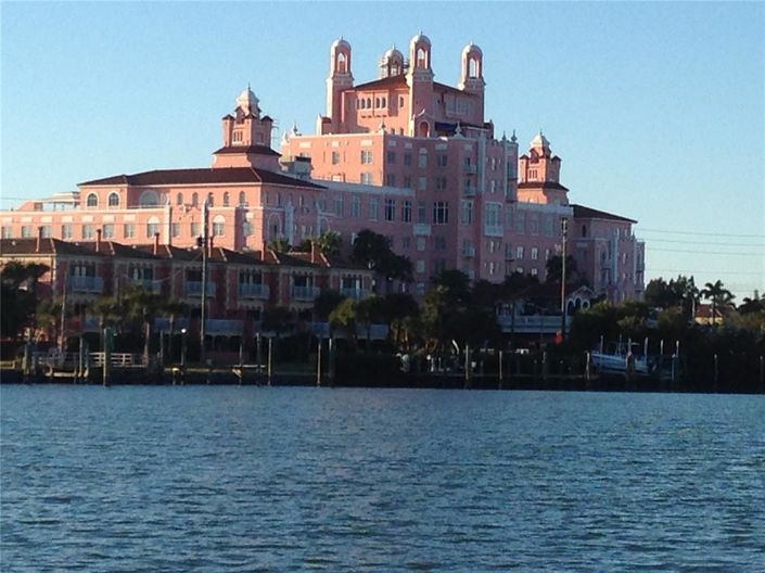 Image No.6-Propriété de 4 chambres à vendre à Floride