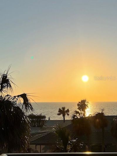 Image No.28-2 Bed Property for sale