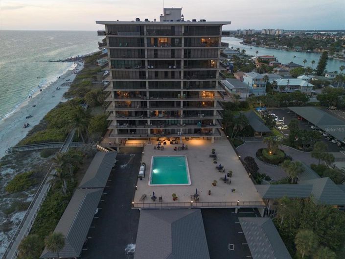 Image No.40-2 Bed Property for sale