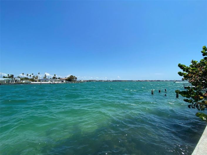 Image No.34-Propriété de 2 chambres à vendre à Floride