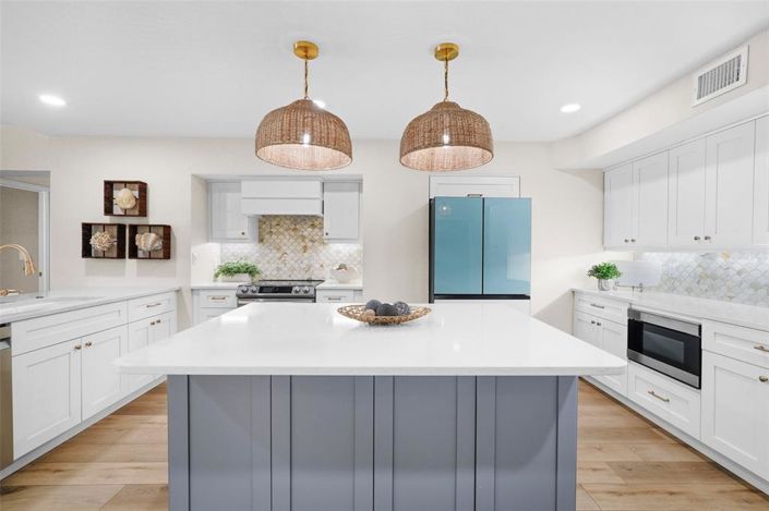 Image No.14-3 Bed Property for sale