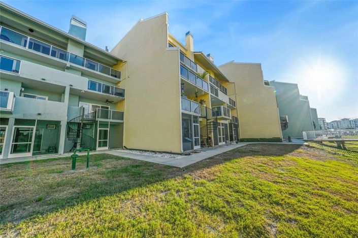 Image No.33-3 Bed Property for sale