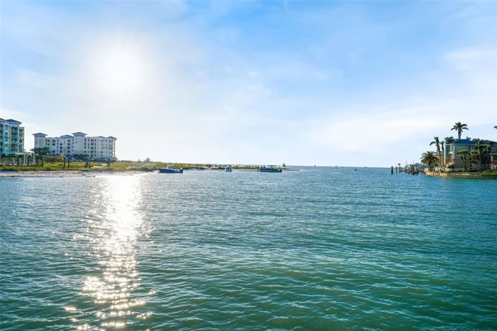 Image No.50-3 Bed Property for sale