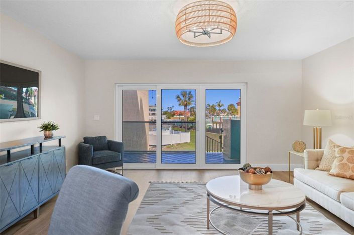 Image No.6-3 Bed Property for sale