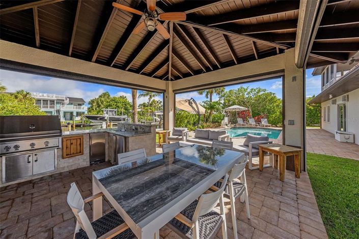 Image No.6-Propriété de 3 chambres à vendre à Holmes Beach