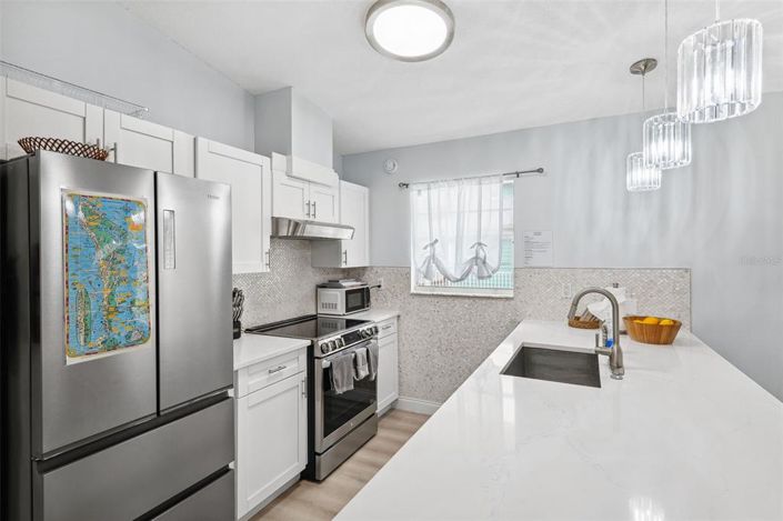 Image No.12-3 Bed Property for sale